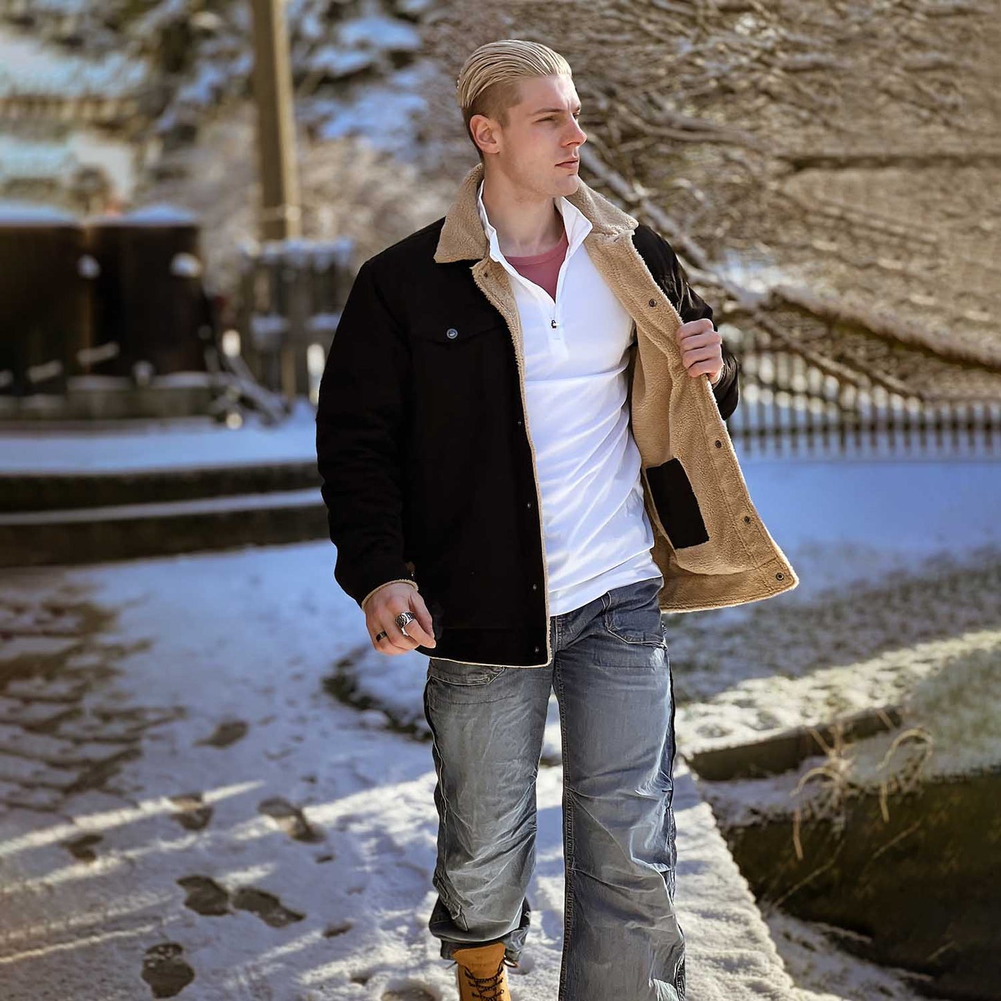 QAMIS™ Men’s Sherpa-Lined Jacket with Multi Pockets