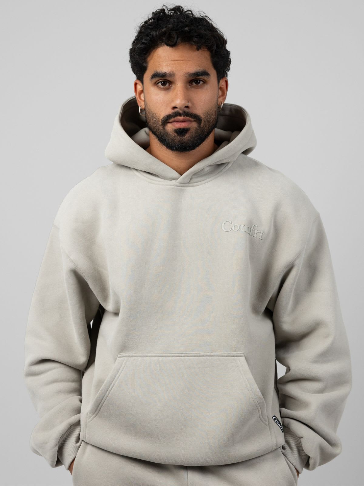 Qamis™ x Comfrt Unisex Minimalist Hoodie
