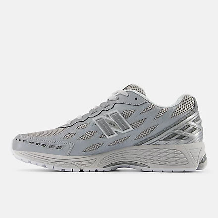 New Balance 1906W – Heritage-Inspired Performance Sneaker