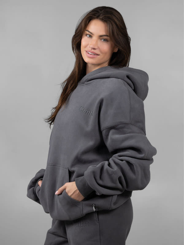 Qamis™ x Comfrt Unisex  Minimalist Hoodie